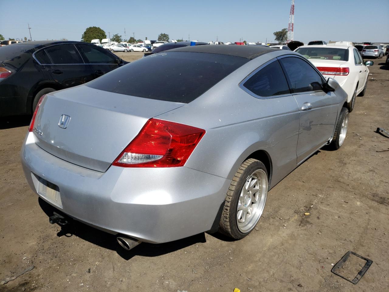 Photo 4 from auction – 2012 HONDA ACCORD LX with VIN 1HGCS1B34CA015380