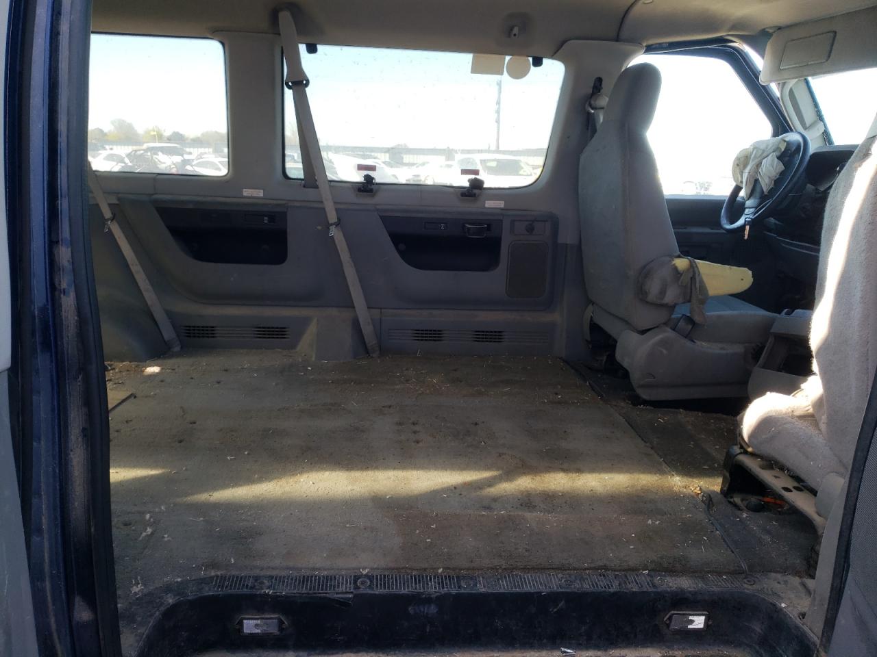Photo 6 from auction – 2011 FORD ECONOLINE with VIN 1FBSS3BL2BDA33934