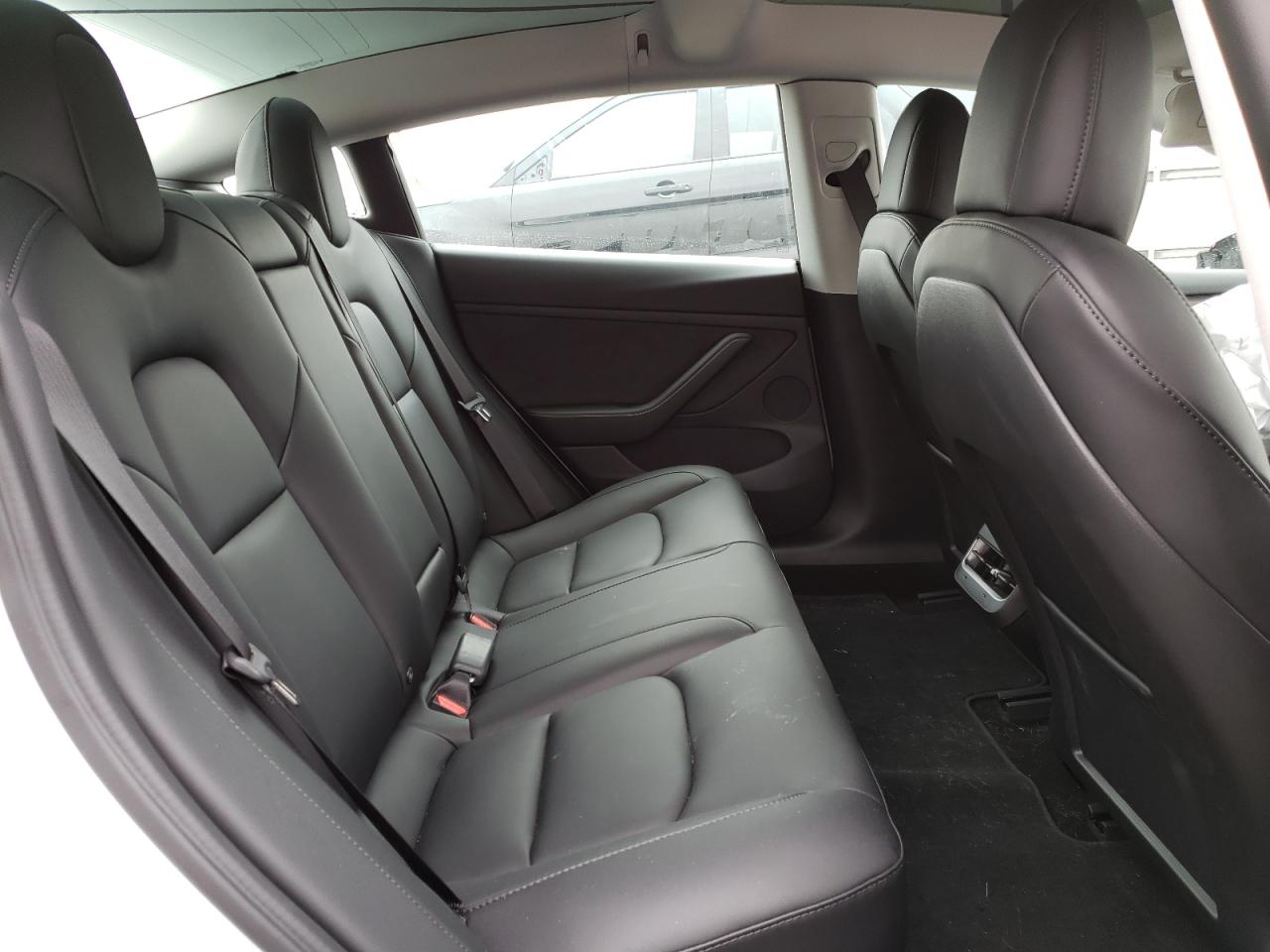 Photo 6 from auction – 2022 TESLA MODEL 3 with VIN 5YJ3E1EB8NF106915