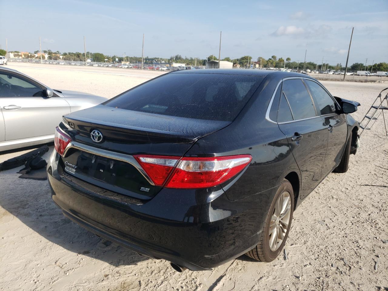Photo 4 from auction – 2016 TOYOTA CAMRY LE with VIN 4T1BF1FK4GU556638