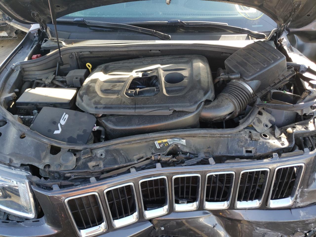 Photo 7 from auction – 2016 JEEP GRAND CHER with VIN 1C4RJFBGXGC490750