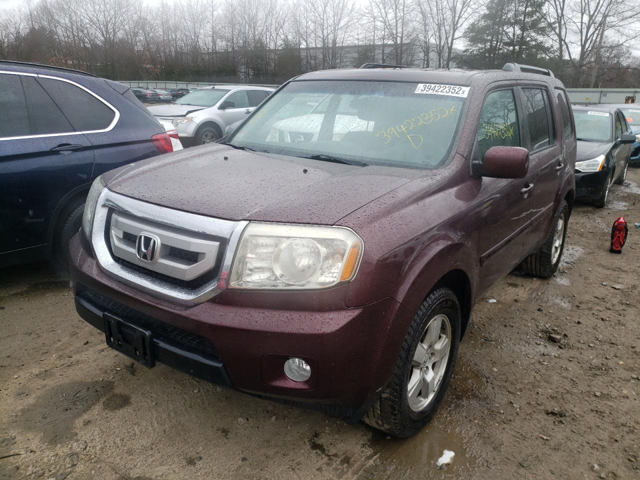 Photo 2 from auction – 2011 HONDA PILOT EX with VIN 5FNYF4H47BB072494