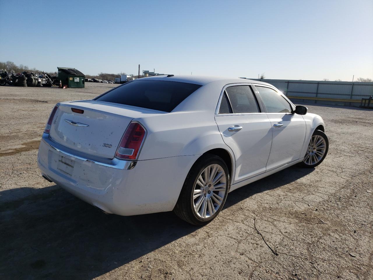 Photo 4 from auction – 2011 CHRYSLER 300 LIMITE with VIN 2C3CA5CG6BH549818