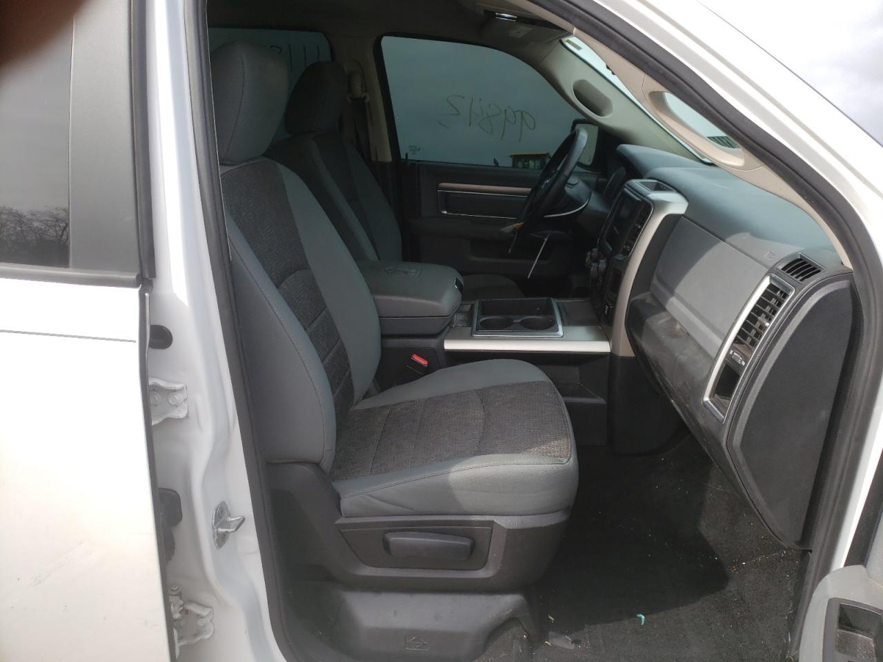 صورة رقم 5 من المزاد - 2014 RAM 1500 SLT مع VIN 1C6RR7LT8ES405621