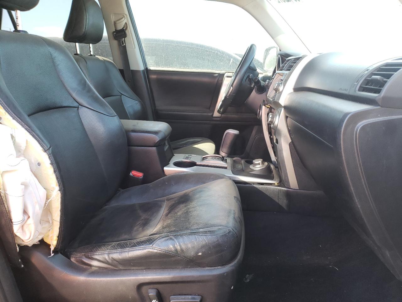 Photo 5 from auction – 2012 TOYOTA 4RUNNER SR with VIN JTEBU5JR8C5079363