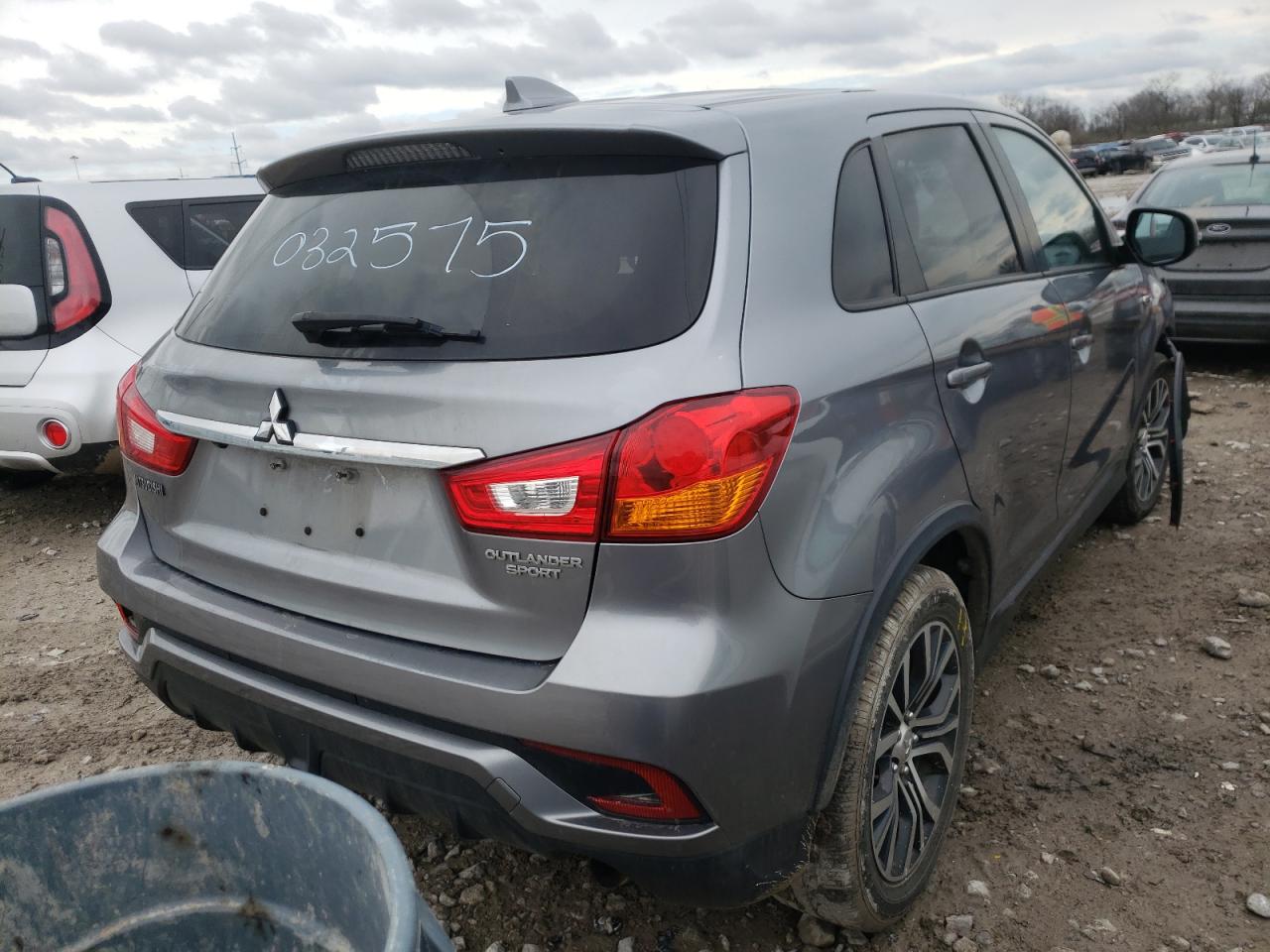 Photo 4 from auction – 2018 MITSUBISHI OUTLANDER with VIN JA4AP3AU8JZ032575
