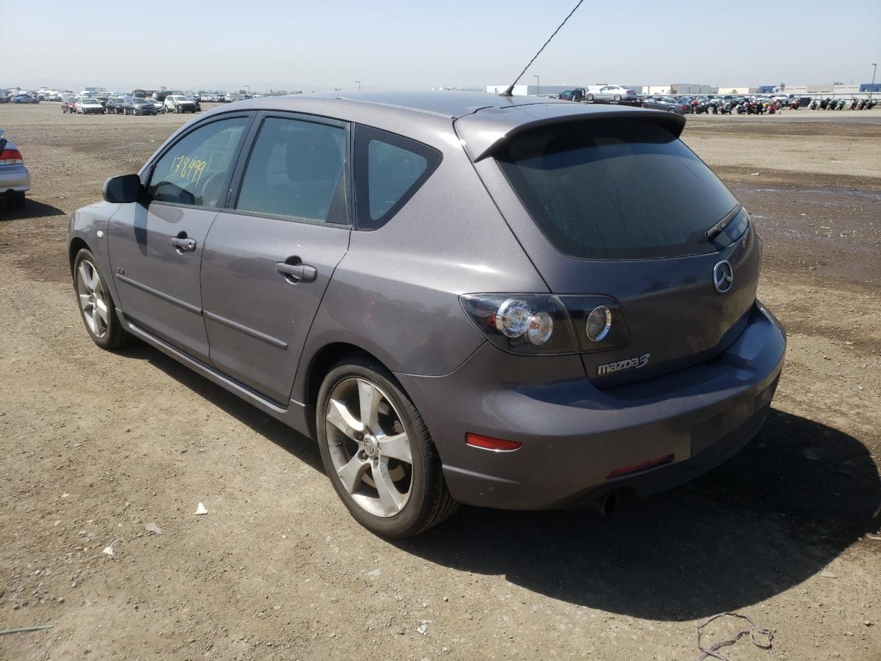 Photo 3 from auction – 2004 MAZDA 3 HATCHBAC with VIN JM1BK343641194090