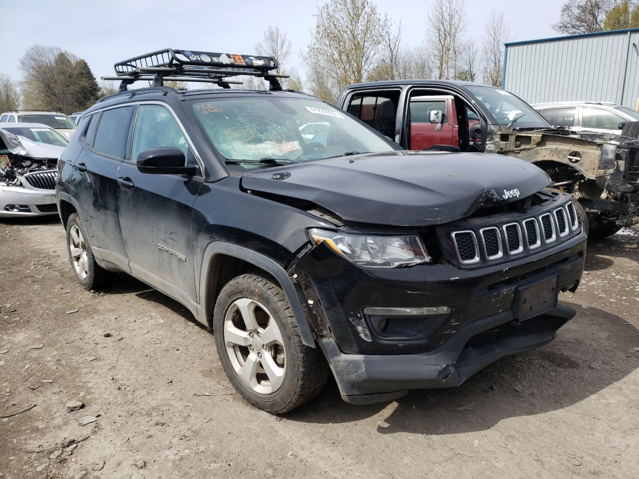 JEEP COMPASS LA 2018 with VIN 3C4NJDBB1JT112383 - Photo from auction