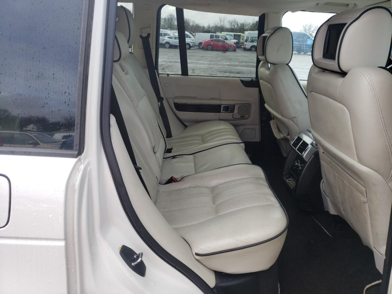 Photo 6 from auction – 2010 LAND ROVER RANGE ROVE with VIN SALMF1E49AA325929