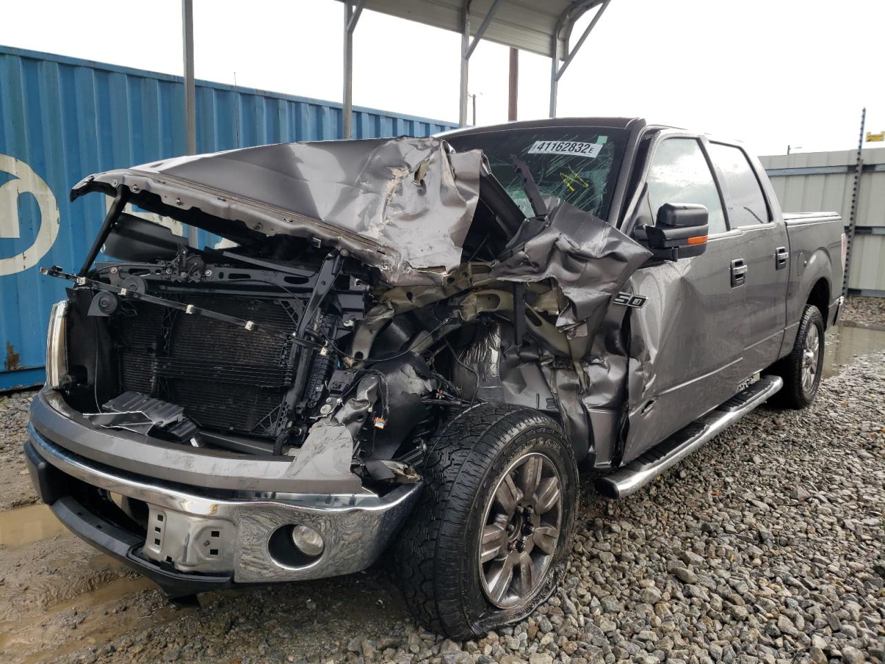 Photo 2 from auction – 2011 FORD F150 SUPER with VIN 1FTFW1CT4BFA60948