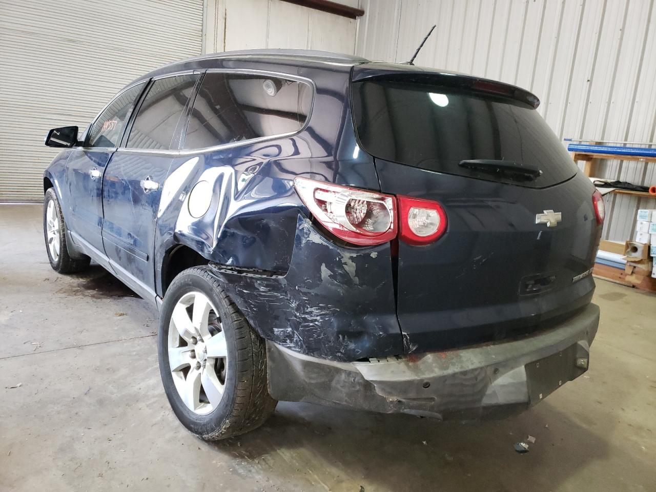 Photo 3 from auction – 2011 CHEVROLET TRAVERSE L with VIN 1GNKRLED9BJ166212