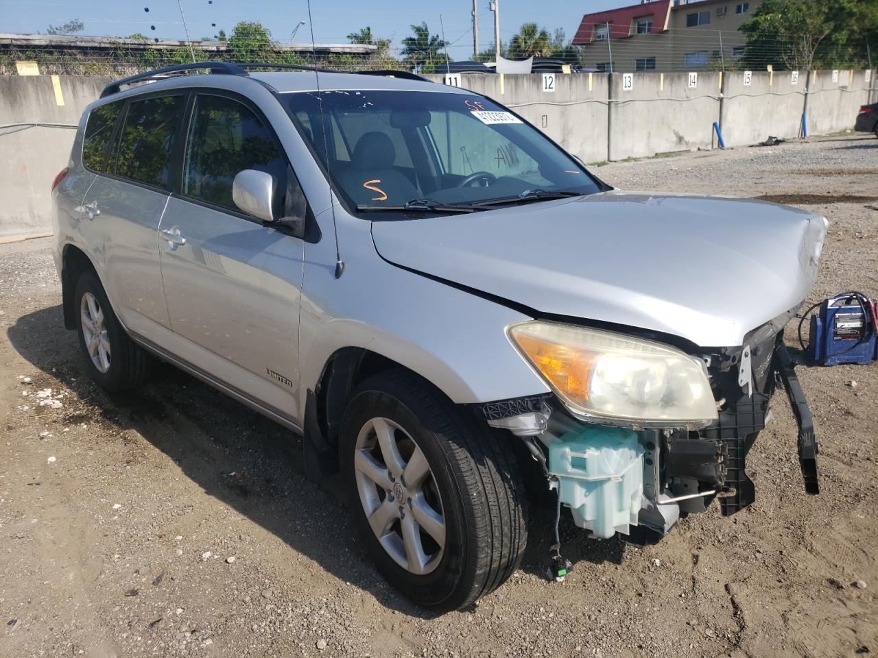 Photo 1 from auction – 2007 TOYOTA RAV4 LIMIT with VIN JTMBK31V475020537