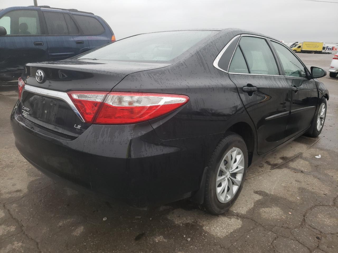 Photo 4 from auction – 2017 TOYOTA CAMRY LE with VIN 4T1BF1FK5HU326835