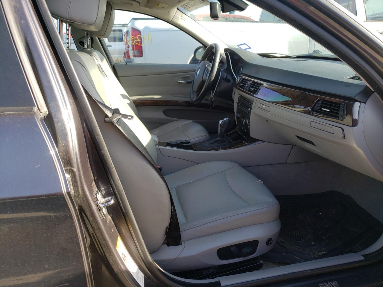Photo 5 from auction – 2008 BMW 328 XI with VIN WBAVC93508K041038