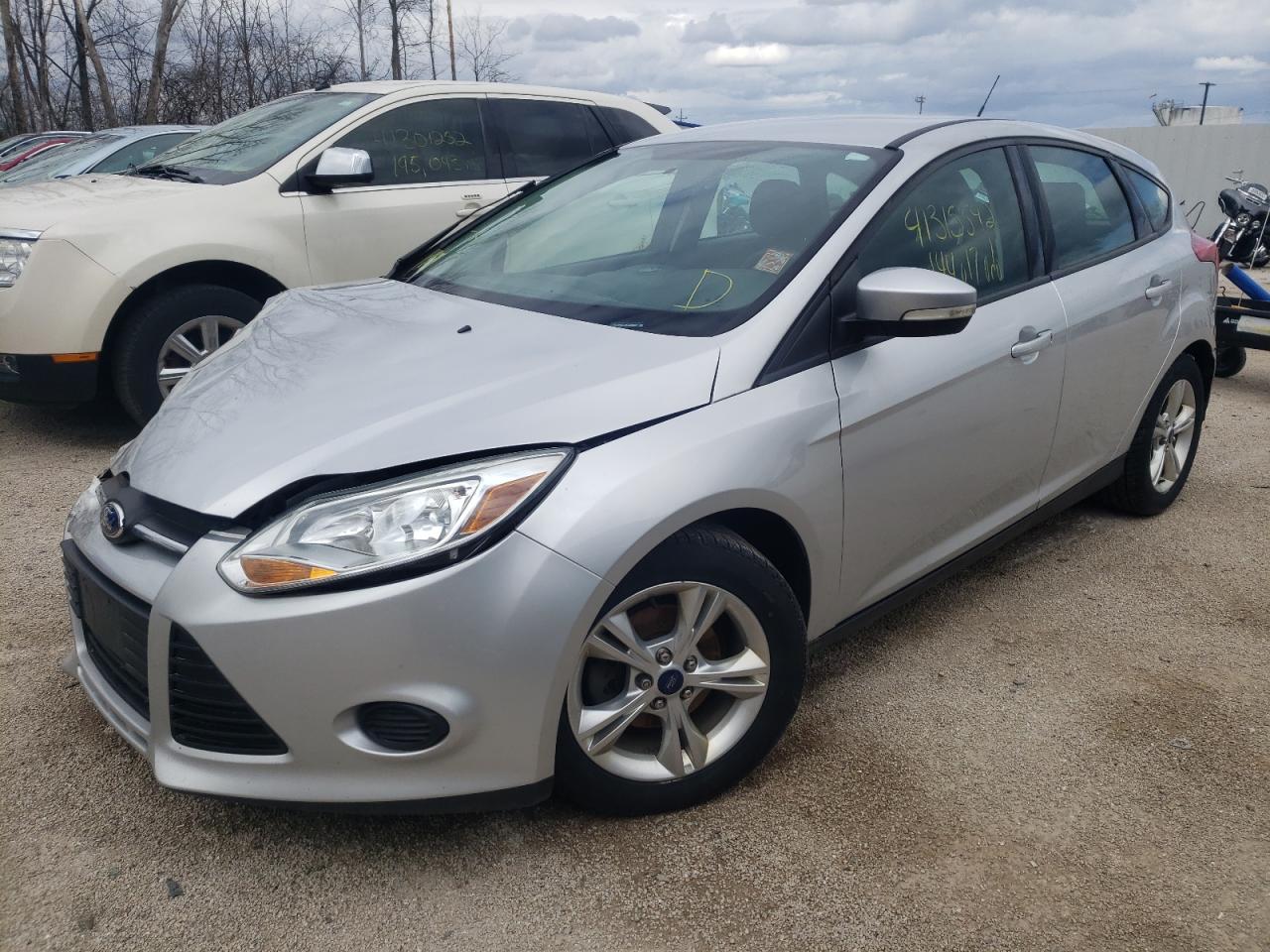 Photo 2 from auction – 2014 FORD FOCUS SE with VIN 1FADP3K24EL369369