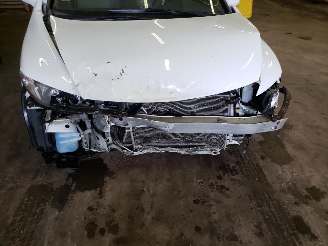 Photo 9 from auction – 2010 HONDA CIVIC EX with VIN 19XFA1F84AE018679