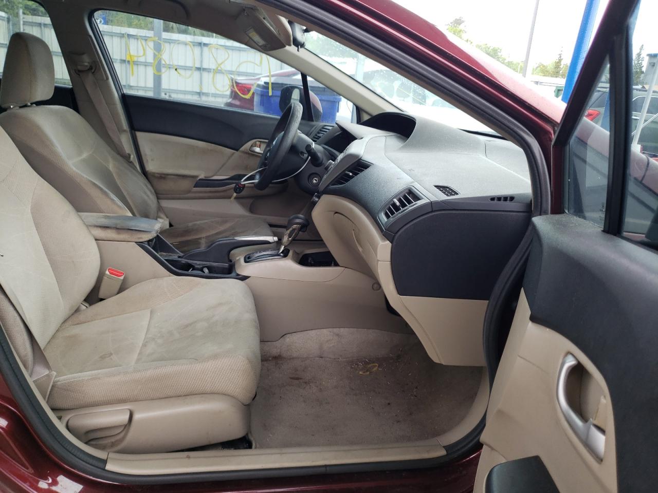 Photo 5 from auction – 2012 HONDA CIVIC LX with VIN 19XFB2F50CE102204