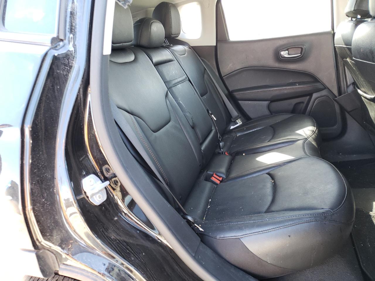 Photo 6 from auction – 2019 JEEP COMPASS LI with VIN 3C4NJDCB3KT854803