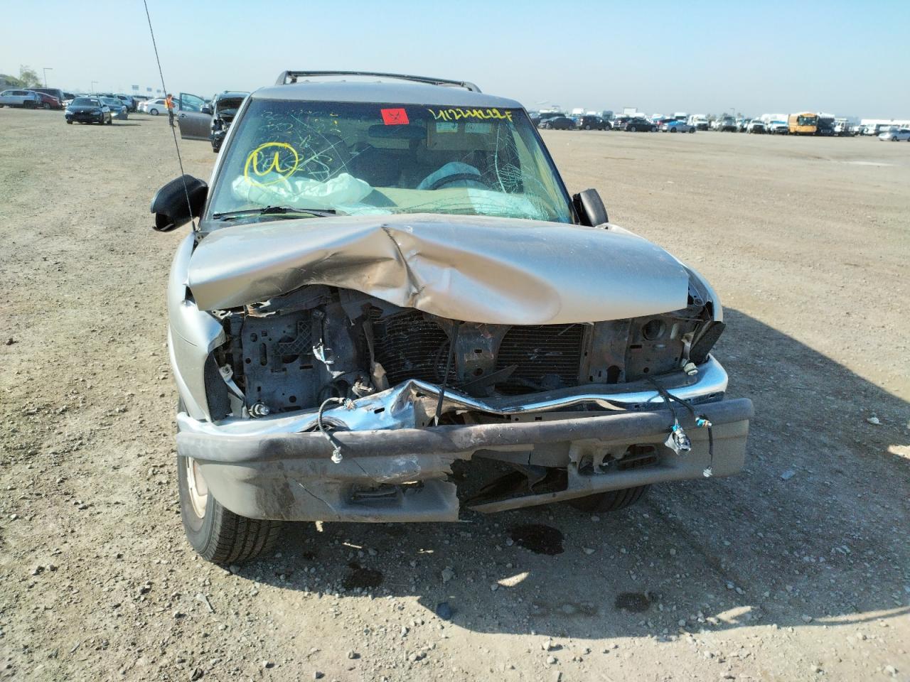 Photo 9 from auction – 2000 CHEVROLET BLAZER with VIN 1GNCS13W3Y2282526
