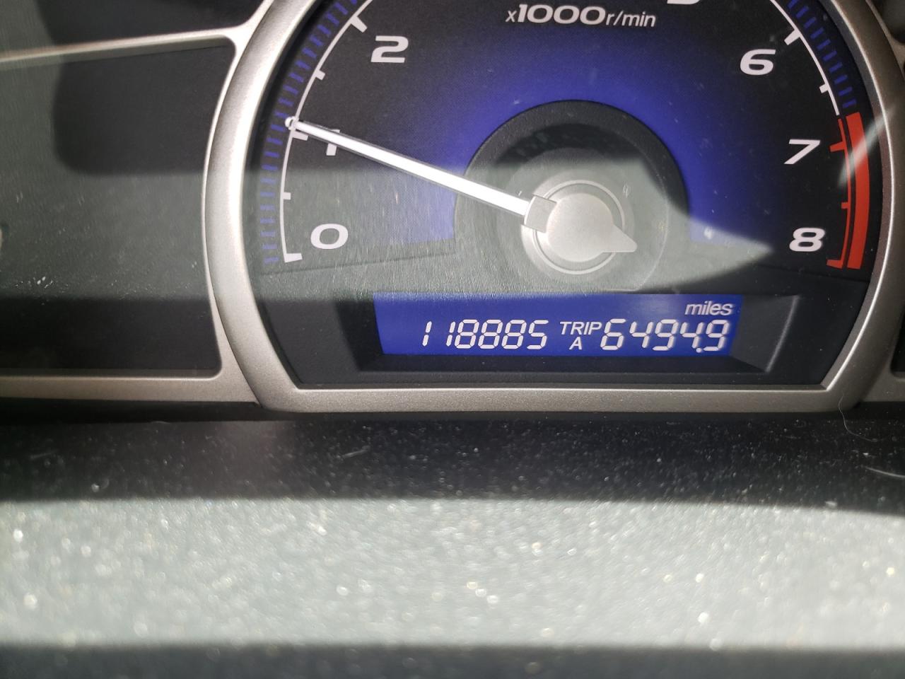 Photo 8 from auction – 2009 HONDA CIVIC LX with VIN 2HGFA16579H544036
