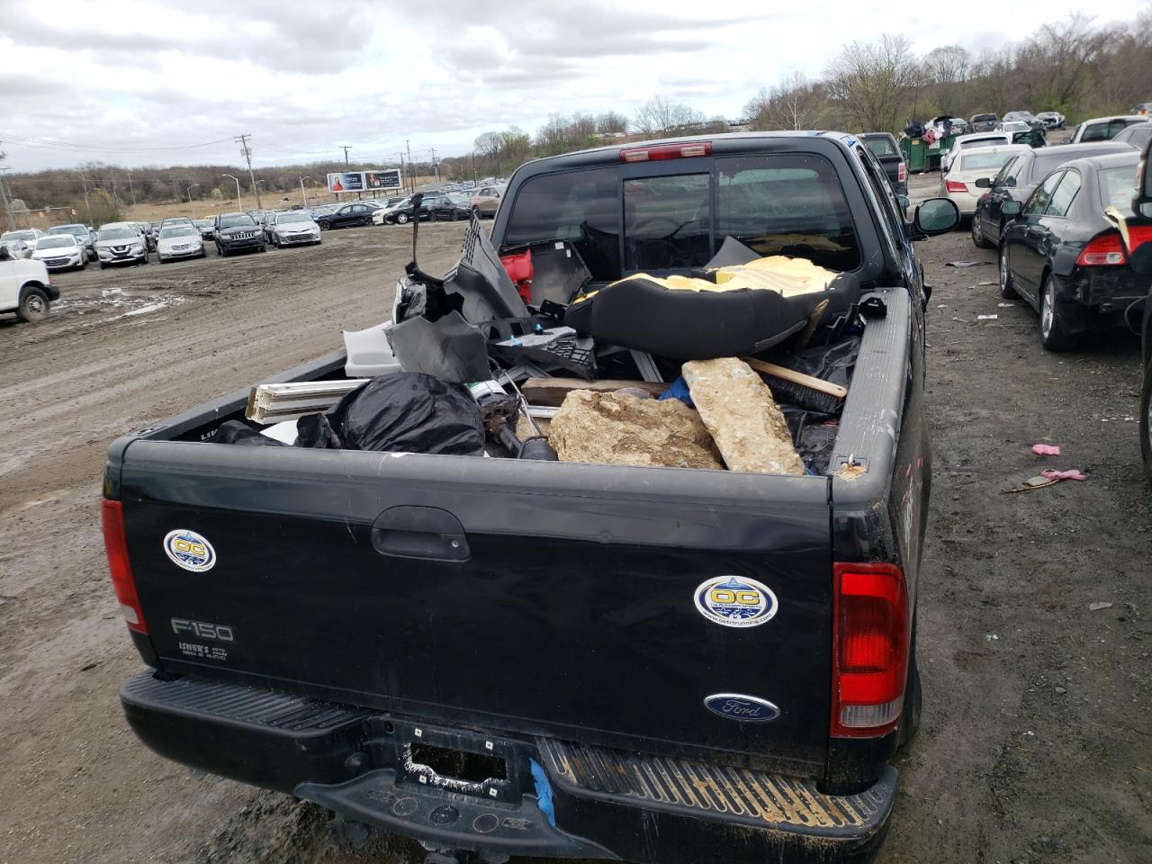 Photo 6 from auction – 2001 FORD F150 with VIN 1FTRX17W61NA57908