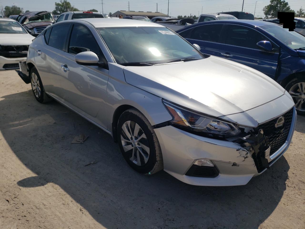 NISSAN ALTIMA S 2019 with VIN 1N4BL4BV7KC248625 - Photo from auction