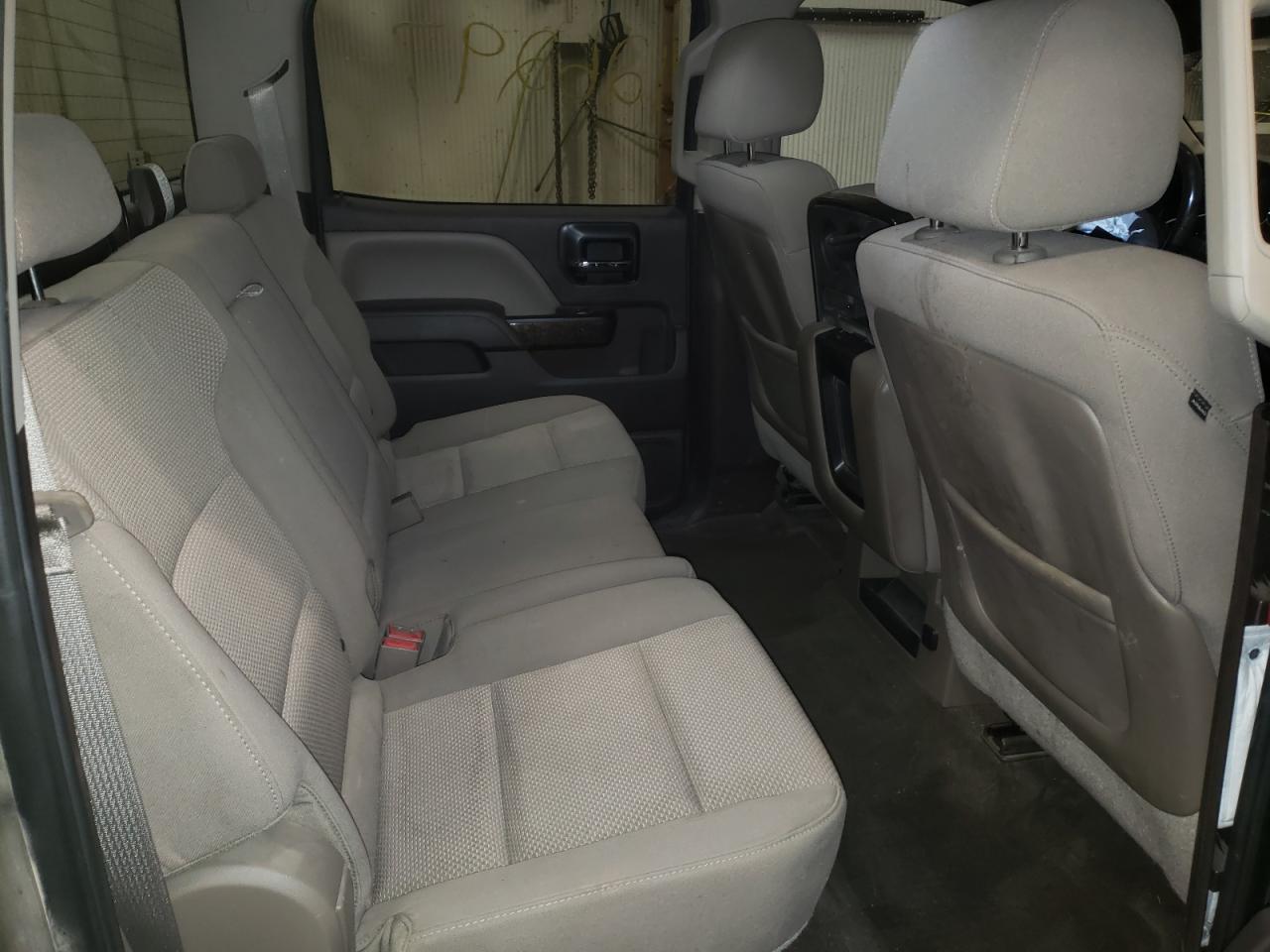 Photo 6 from auction – 2015 CHEVROLET SILVERADO with VIN 3GCUKRECXFG276337