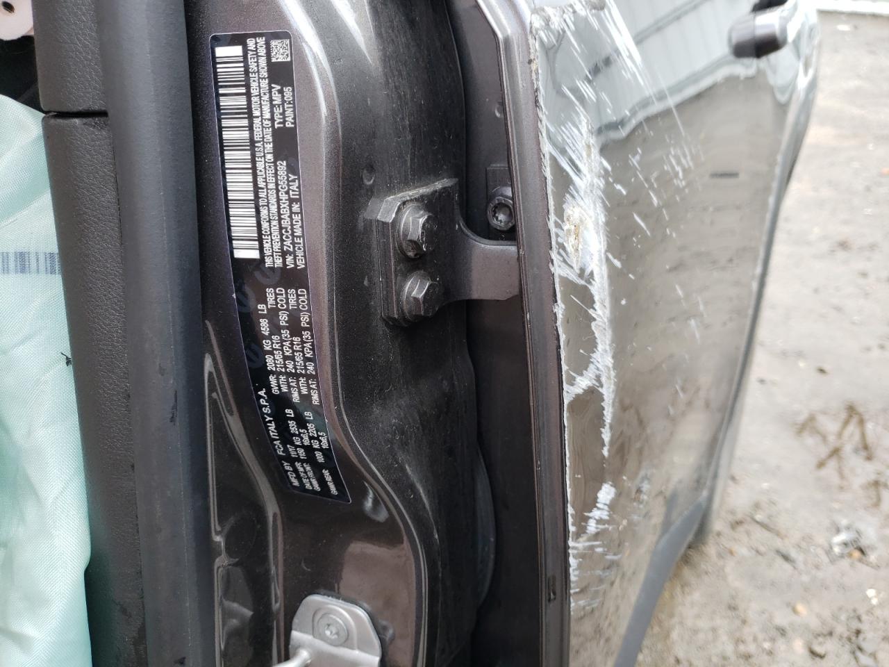 Photo 10 from auction – 2017 JEEP RENEGADE S with VIN ZACCJBABXHPG55892