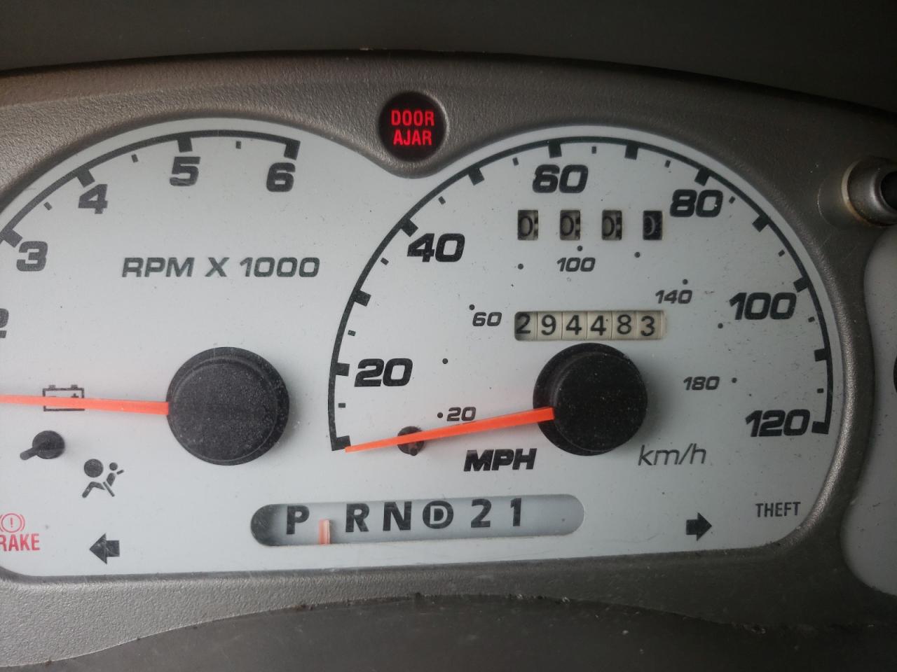 Photo 8 from auction – 2002 FORD EXPLORER S with VIN 1FMZU67E52UD73476