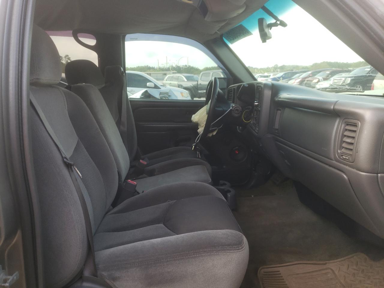 Photo 5 from auction – 2007 GMC NEW SIERRA with VIN 2GTEC13VX71107792