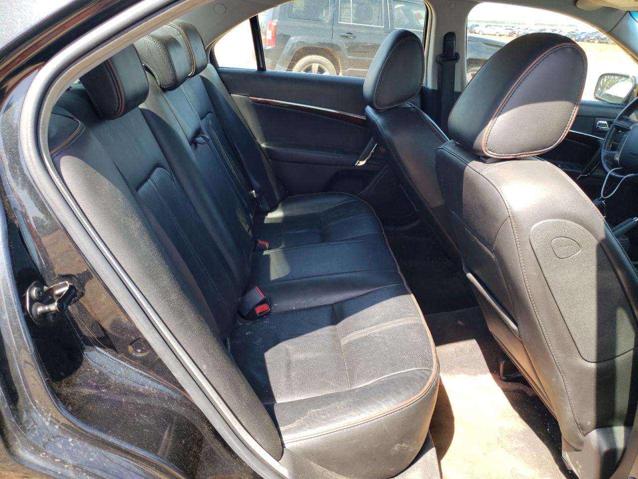 Photo 6 from auction – 2010 LINCOLN MKZ with VIN 3LNHL2GC0AR646528