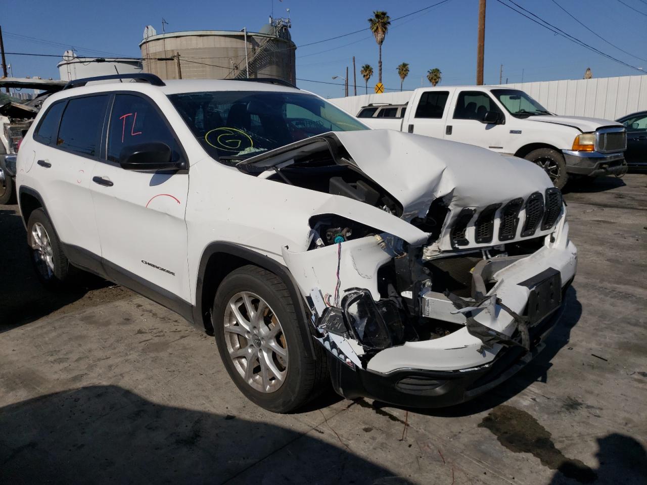 Photo 1 from auction – 2015 JEEP CHEROKEE S with VIN 1C4PJLABXFW694943