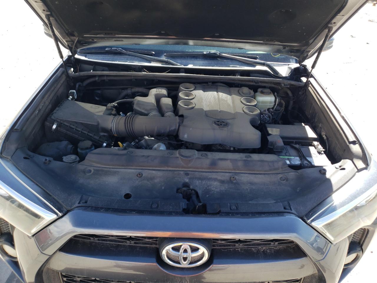 Photo 7 from auction – 2016 TOYOTA 4RUNNER SR with VIN JTEBU5JRXG5369870