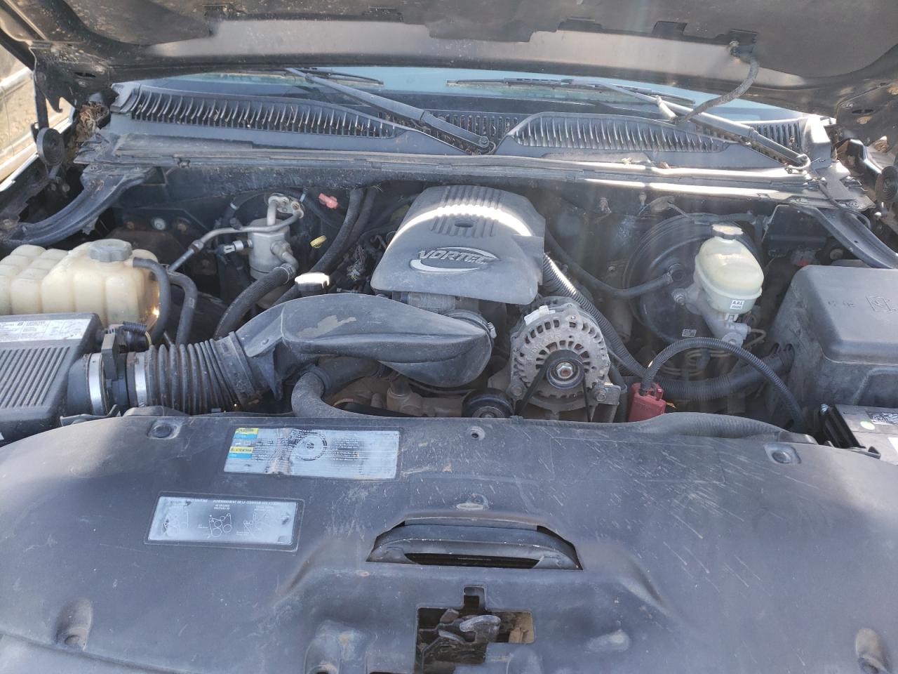 Photo 7 from auction – 2005 CHEVROLET SILVERADO with VIN 2GCEK13T151228256