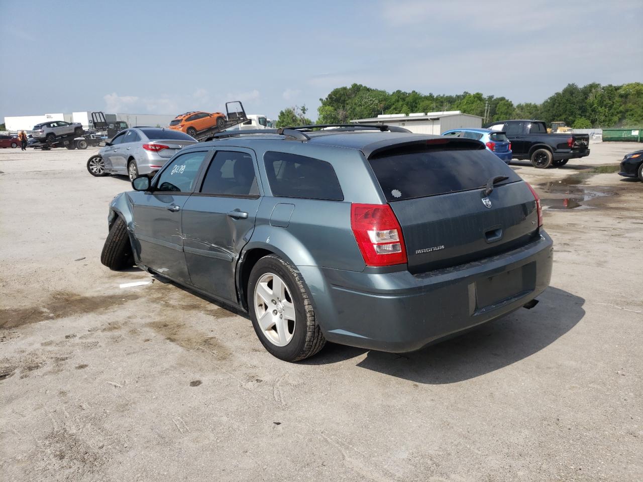 Photo 3 from auction – 2005 DODGE MAGNUM SXT with VIN 2D4FV48V65H533432