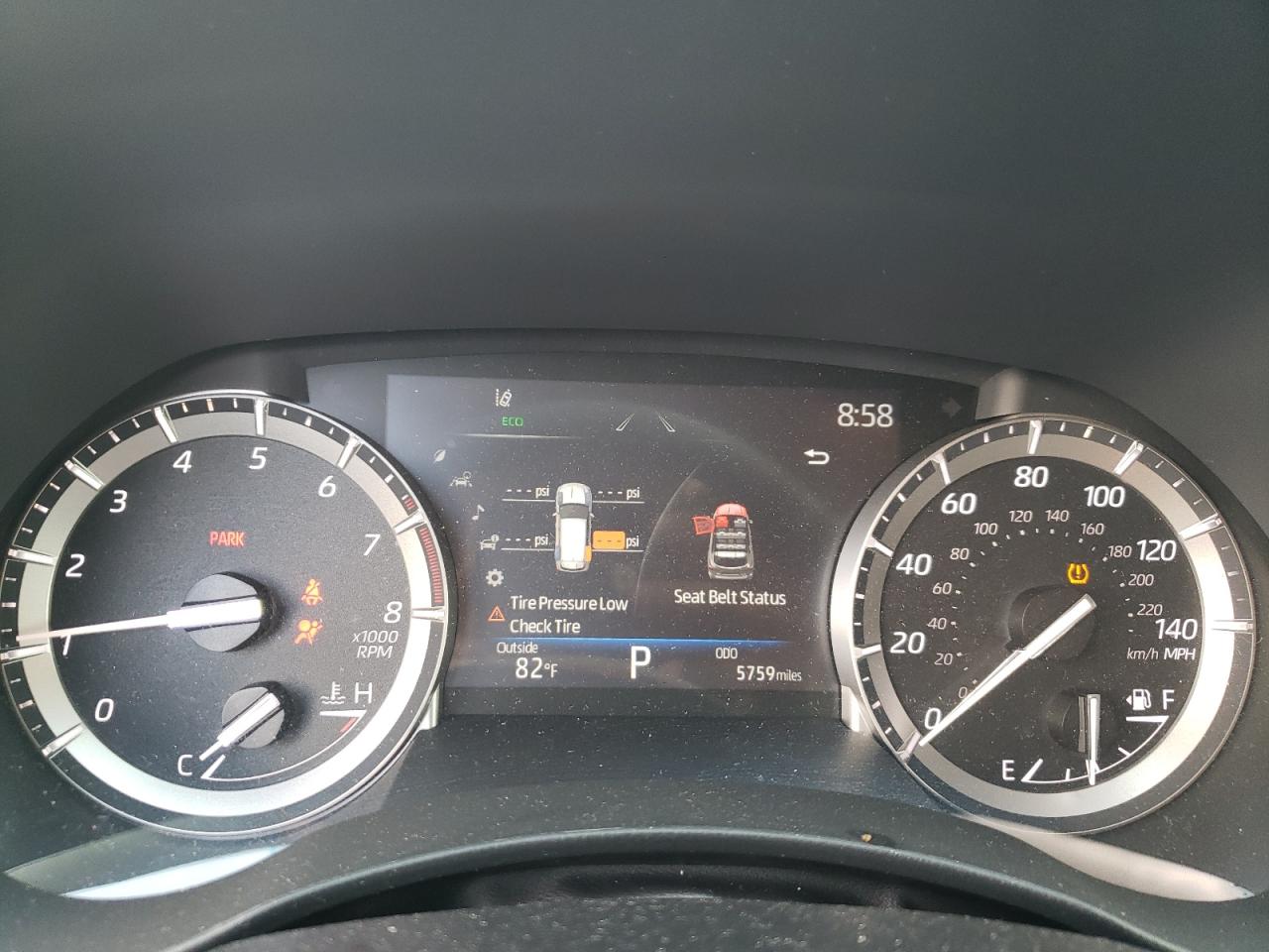 Photo 8 from auction – 2022 TOYOTA HIGHLANDER with VIN 5TDGZRAH8NS102244