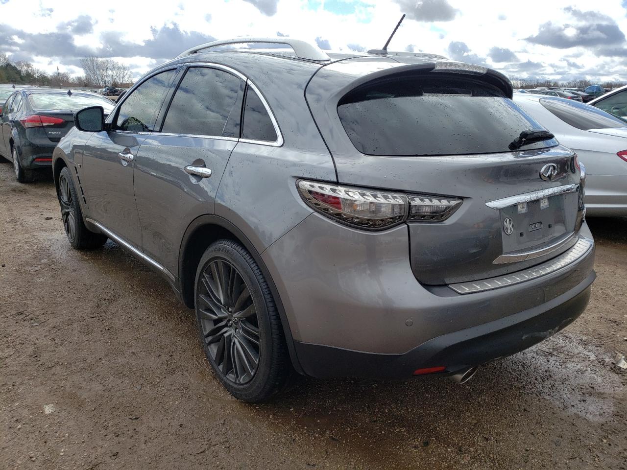 Photo 3 from auction – 2017 INFINITI QX70 with VIN JN8CS1MW0HM413587