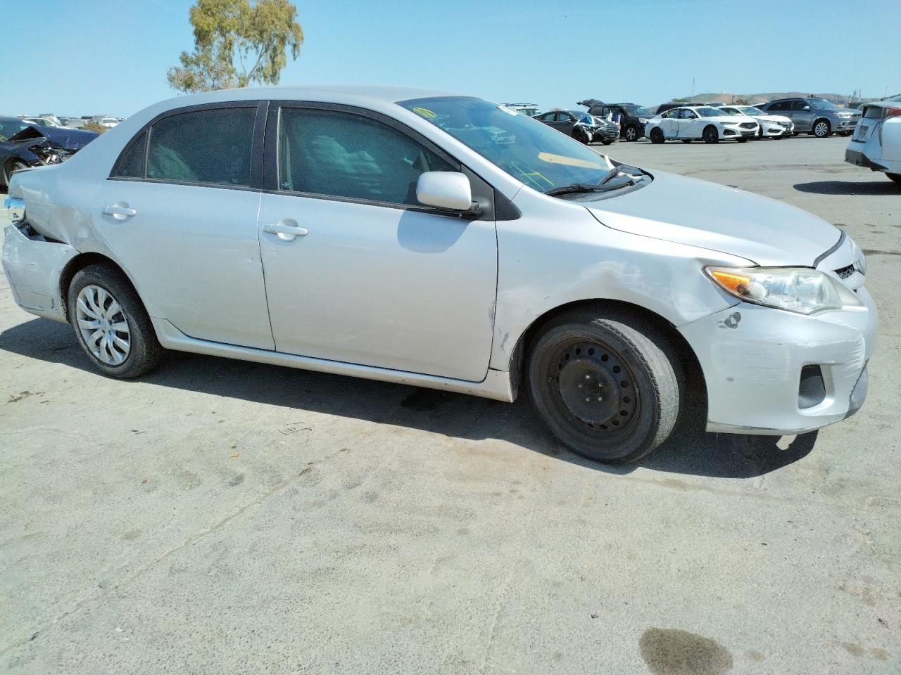 Фото 9 с аукциона – 2012 TOYOTA COROLLA BA с VIN 5YFBU4EE4CP041282