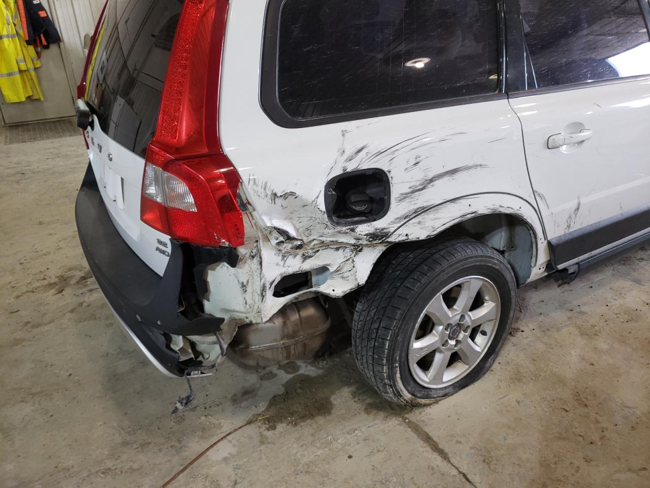 Photo 9 from auction – 2008 VOLVO XC70 with VIN YV4BZ982081011740