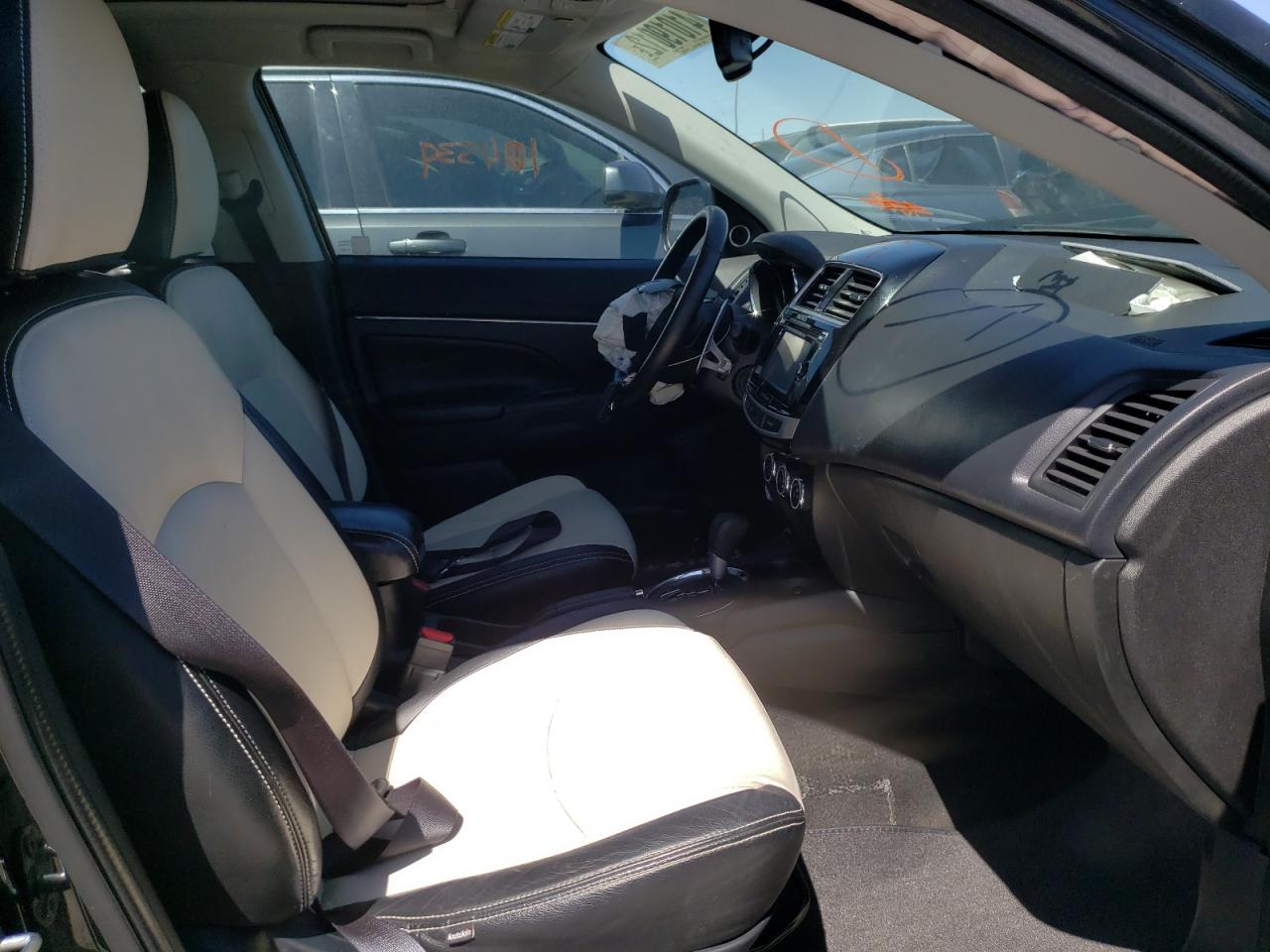 Photo 5 from auction – 2015 MITSUBISHI OUTLANDER with VIN 4A4AR4AU8FE020553