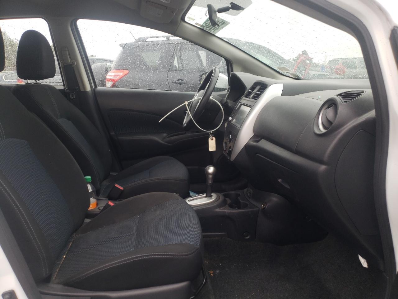Photo 5 from auction – 2019 NISSAN VERSA NOTE with VIN 3N1CE2CP1KL366142