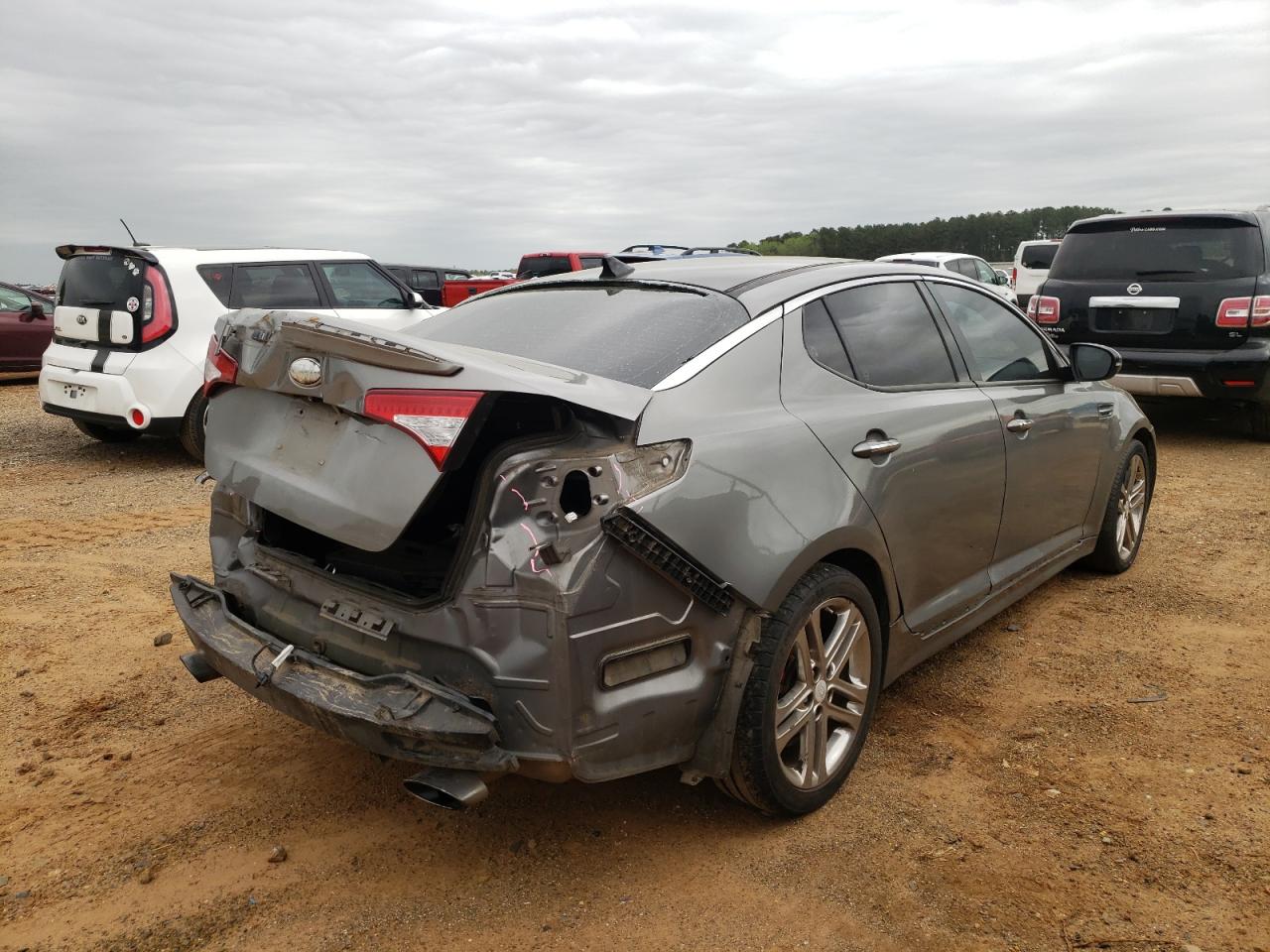 Photo 4 from auction – 2013 KIA OPTIMA SX with VIN 5XXGR4A68DG213684