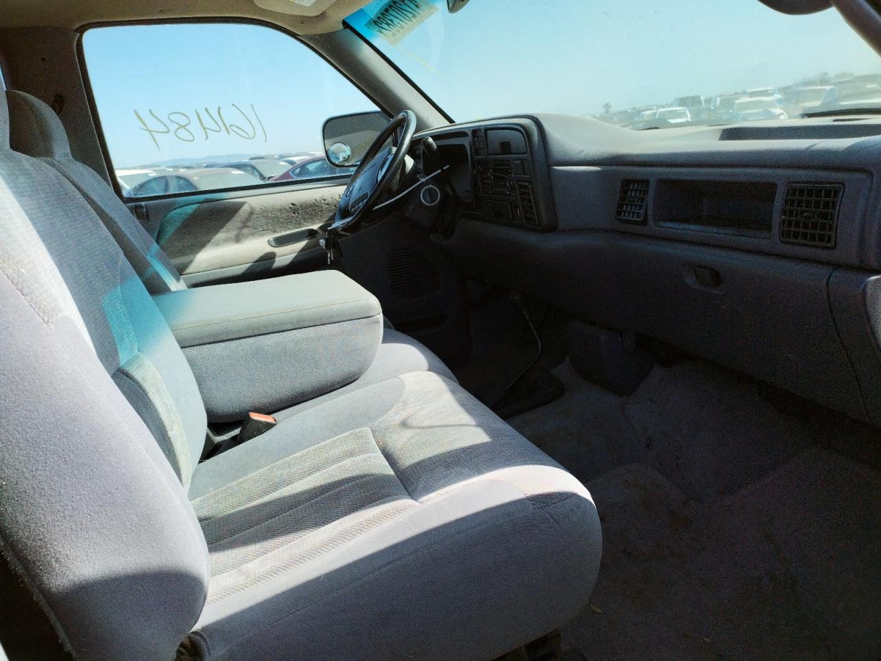 Photo 5 from auction – 1997 DODGE RAM 1500 with VIN 3B7HF13Z0VG816520