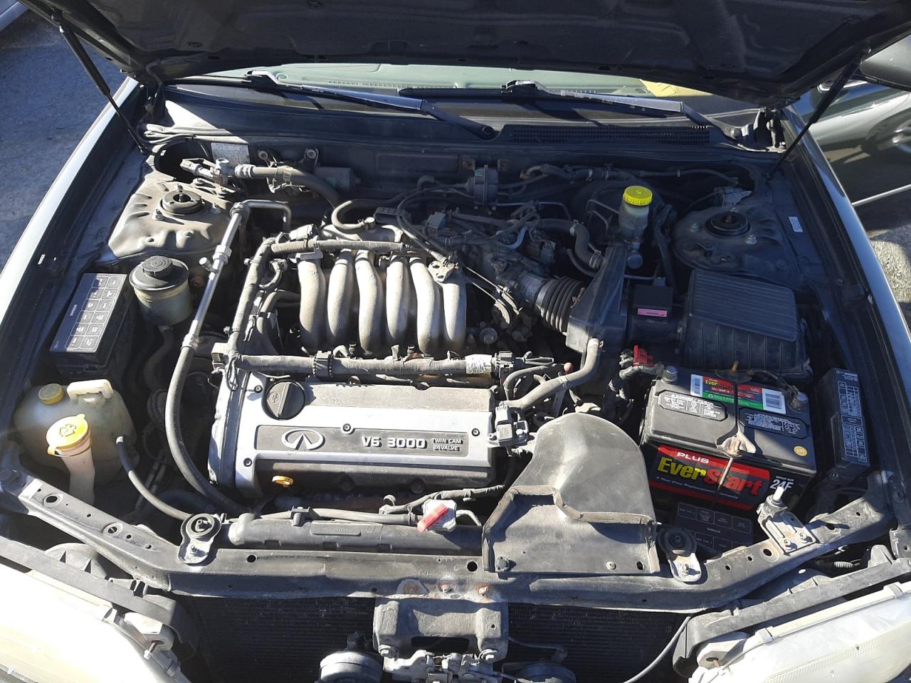 Photo 7 from auction – 1999 INFINITI I30 with VIN JNKCA21A7XT764111