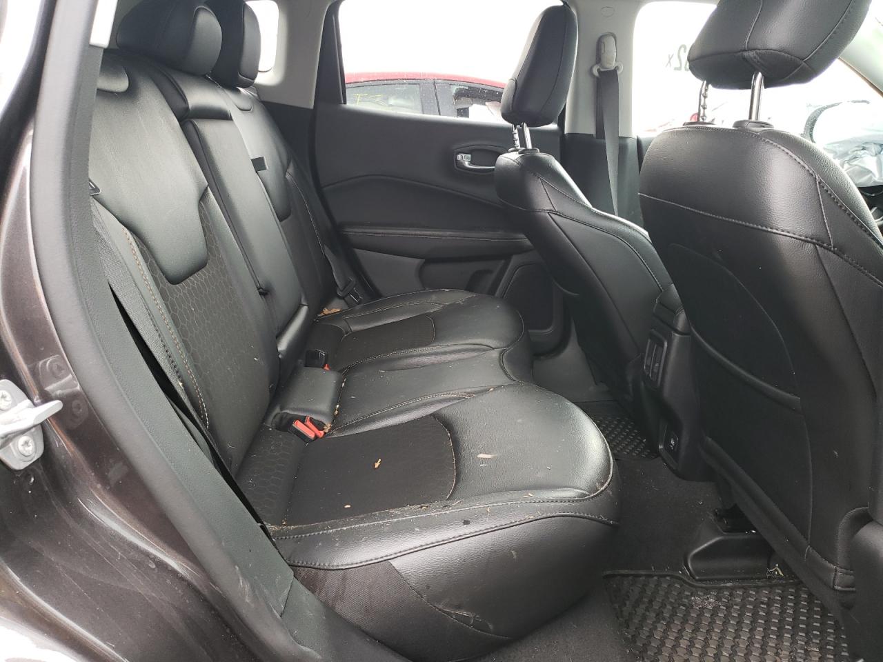Photo 6 from auction – 2020 JEEP COMPASS LA with VIN 3C4NJDBB6LT161288