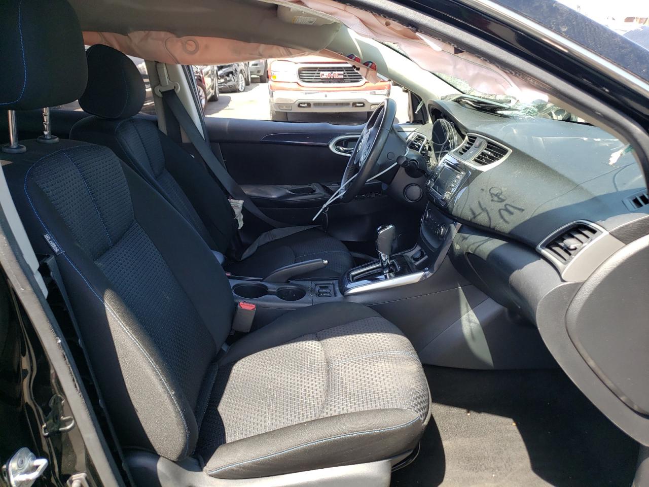 Photo 5 from auction – 2016 NISSAN SENTRA S with VIN 3N1AB7AP4GY338975
