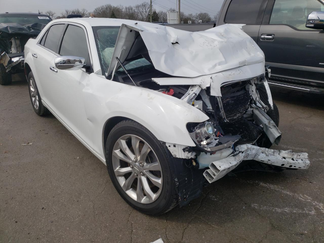 CHRYSLER 300 LIMITE 2019 with VIN 2C3CCAKGXKH704519 - Photo from auction