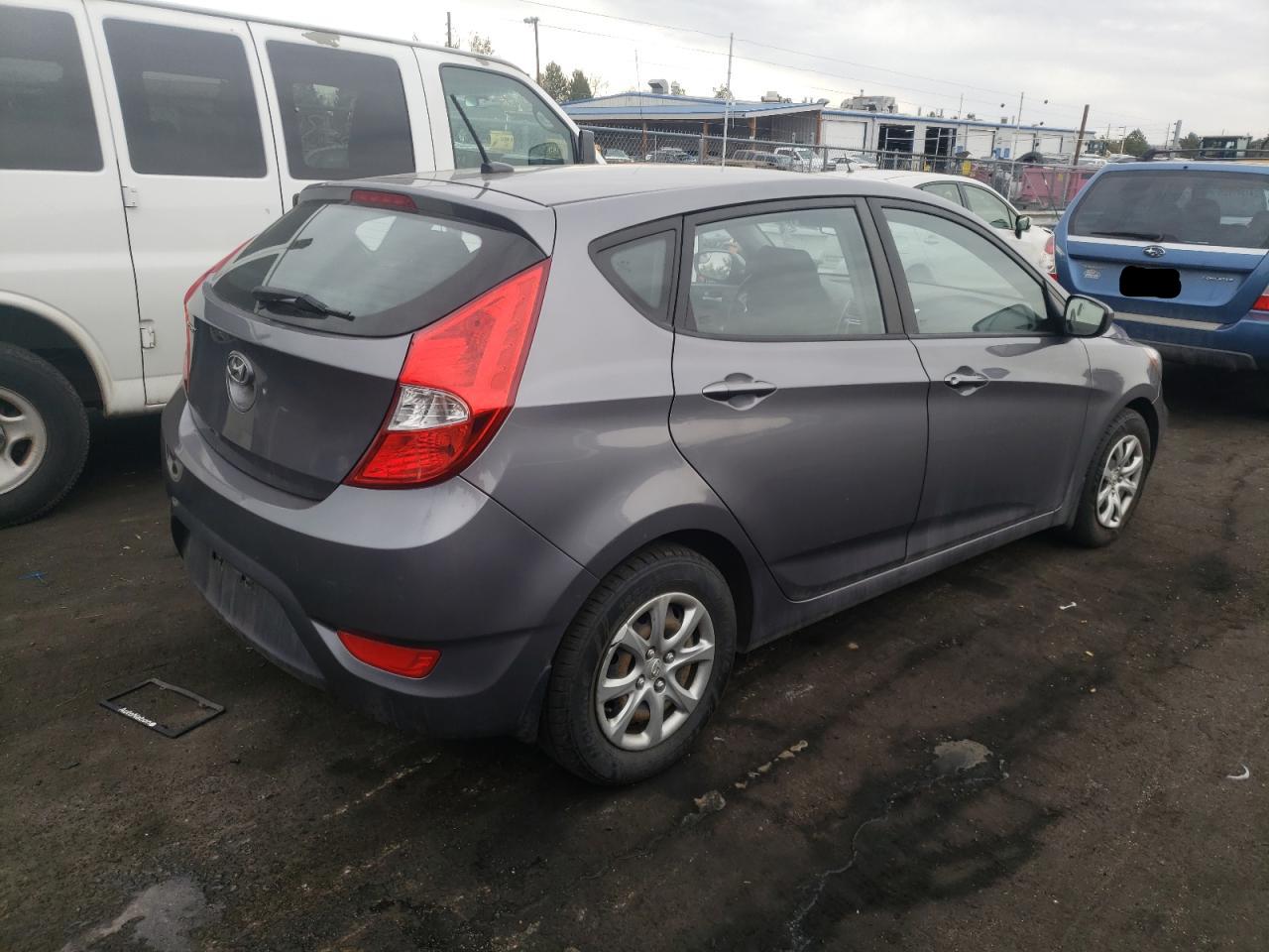 Photo 4 from auction – 2014 HYUNDAI ACCENT GLS with VIN KMHCT5AEXEU168641