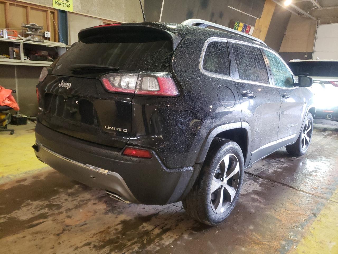 Photo 4 from auction – 2019 JEEP CHEROKEE L with VIN 1C4PJMDX0KD197886