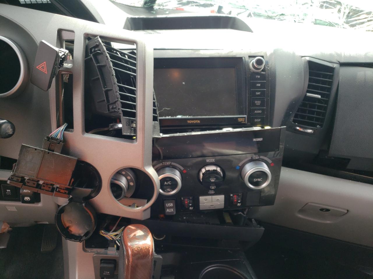 Photo 9 from auction – 2012 TOYOTA SEQUOIA PL with VIN 5TDYY5G14CS038002